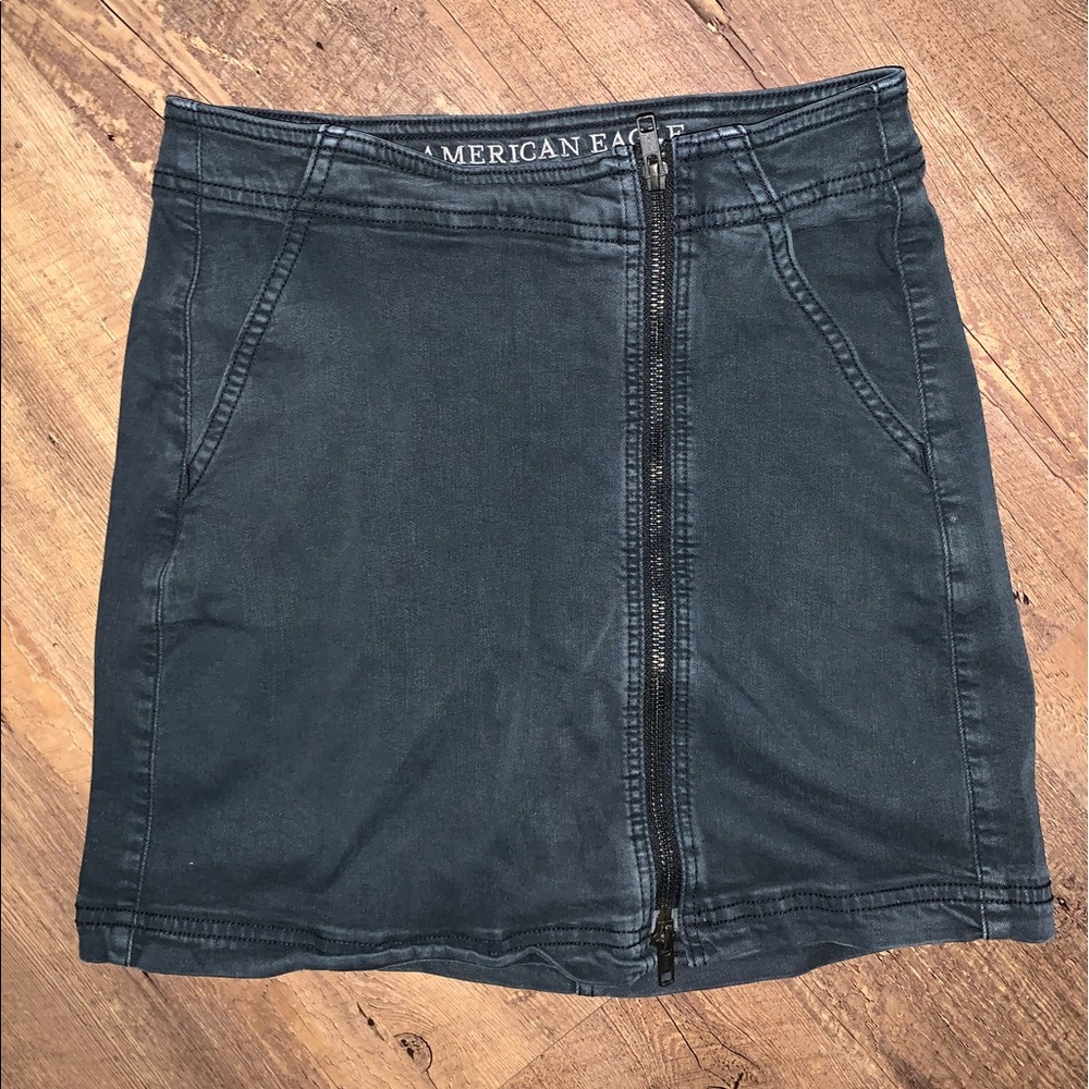 AE skirt